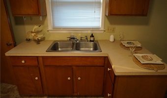 1037 Elk Dr, Ashtabula, OH 44004