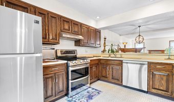 55 Mill Plain Rd 8-1, Danbury, CT 06811