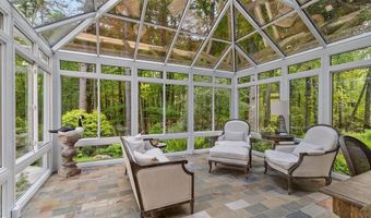 277 Main St, Bolton, MA 01740