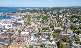 30 Brewer St 3, Newport, RI 02840