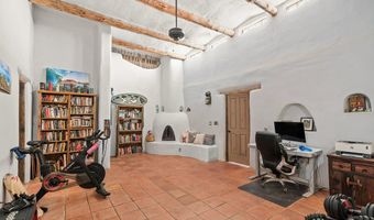 32 CIELO DORADO Dr, Anthony, NM 88021