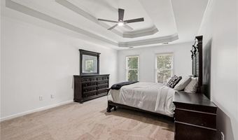 1496 Fallsbrook Ct NW, Acworth, GA 30101