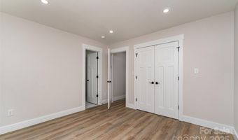 1208 Tarrington Ave, Charlotte, NC 28205