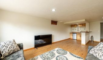 725 N Carrington Ave, Buffalo, WY 82834