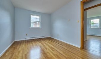 3 Colonial Village Dr 10, Arlington, MA 02476