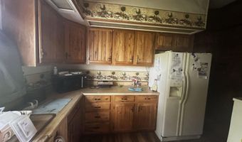 407 N Magnolia St, Attica, KS 67009
