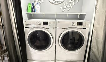 1604 Allison Blvd, Auburn, IN 46706