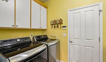 8297 SW HAYDEN Dr, Beaverton, OR 97007
