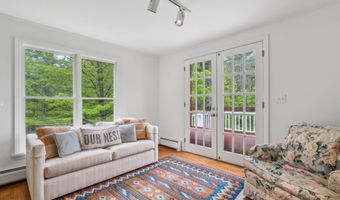 790 Rhoades Hl, Barnard, VT 05031