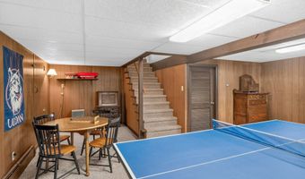 437 Lovely St, Avon, CT 06001