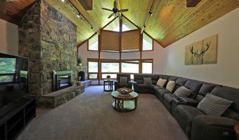 707 Benton Hill Rd, Becket, MA 01223