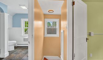 115 Shepley St, Auburn, ME 04210