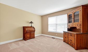 740 Woodside Trails Dr 103, Ballwin, MO 63021