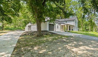 101 Carl Dr NE, Ada, MI 49301