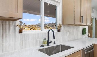 5995 BROADMOOR Dr, La Mesa, CA 91942