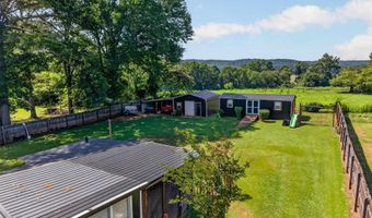 726 BERNARD COUCH Dr, Anniston, AL 36207
