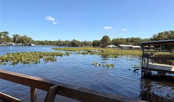 1640 JUNO Trl 205B, Astor, FL 32102