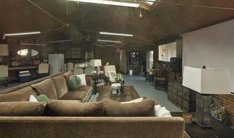 3838 Omega St, Alton, IL 62002