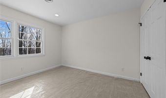 1025 Neely Dr, Asheboro, NC 27205