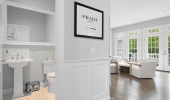 397 Sylvan Ct, North Kingstown, RI 02874