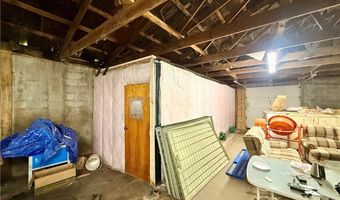 13081 Main Rd, Akron, NY 14001