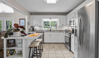 121 Lewis Burnett Dr, Boiling Springs, SC 29316