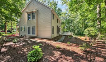 176 BURNING TREE Rd, Dover, DE 19904