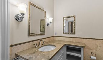 551 Strawberry Ln, Ashland, OR 97520