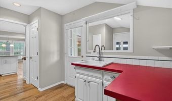 3116 Camelot Dr, Bartlesville, OK 74006