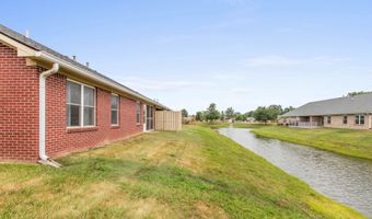 225 Waterford Ct, Avon, IN 46123