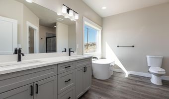 1140 S Independence Way, Big Water, UT 84741