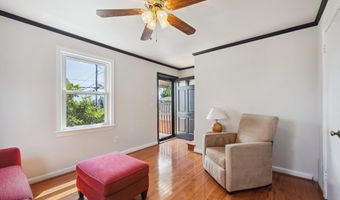 2146 S OAKLAND St S, Arlington, VA 22204