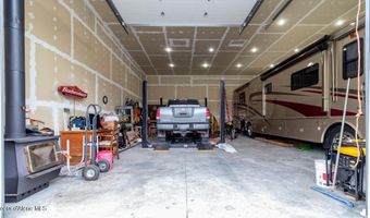 516 Culvert Ln, Bonners Ferry, ID 83805