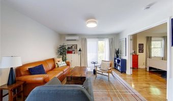 364 Bellevue Ave 5A, Newport, RI 02840