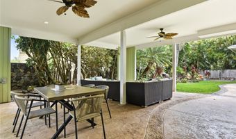 409 Wanaao Rd, Kailua, HI 96734