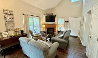 82 Tennyson Cir, Albrightsville, PA 18210
