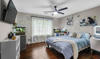 1002 NW 9th St, Bentonville, AR 72712