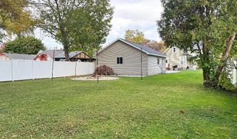 1403 N ONEIDA St, Appleton, WI 54911