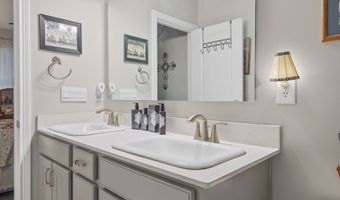 914 Ridge Rock Ln, Bargersville, IN 46106