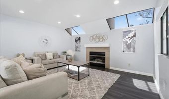2174 Villa Sonoma Gln, Escondido, CA 92029