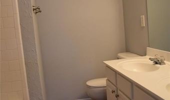 1078 Prestwyck Ct, Alpharetta, GA 30004