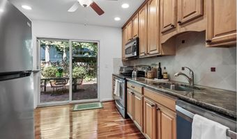 3333 BRECKENRIDGE Ct, Annandale, VA 22003