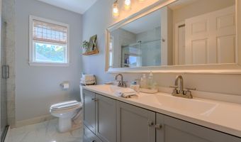 24 Orsaf Ln, Bayville, NJ 08721