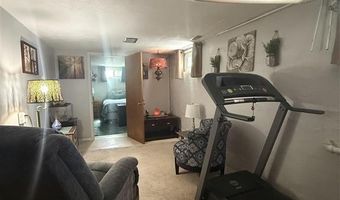 202 N Division St, Cowley, WY 82420