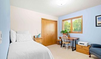 6331 ARBUTUS Dr, Wisconsin Rapids, WI 54494