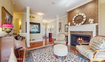 870 Legacy Rdg, Algonquin, IL 60102