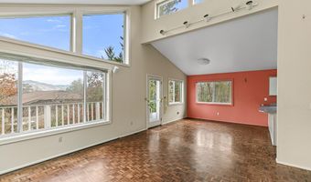 612 Chestnut St, Ashland, OR 97520