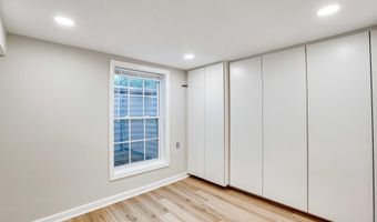 1519 STAFFORD St N 3, Arlington, VA 22207