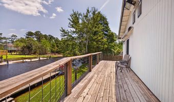 5030 Hawk St, Bay St. Louis, MS 39520
