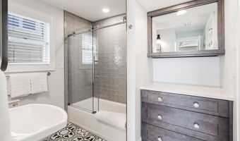 305 Ocean Ave, Avon By The Sea, NJ 07717